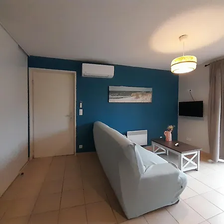 Villa, Climatise Domaine Des Grands Lacs Holiday home *